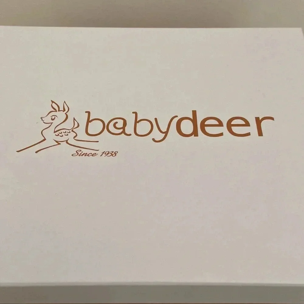 EUC Baby Deer Dress Shoe